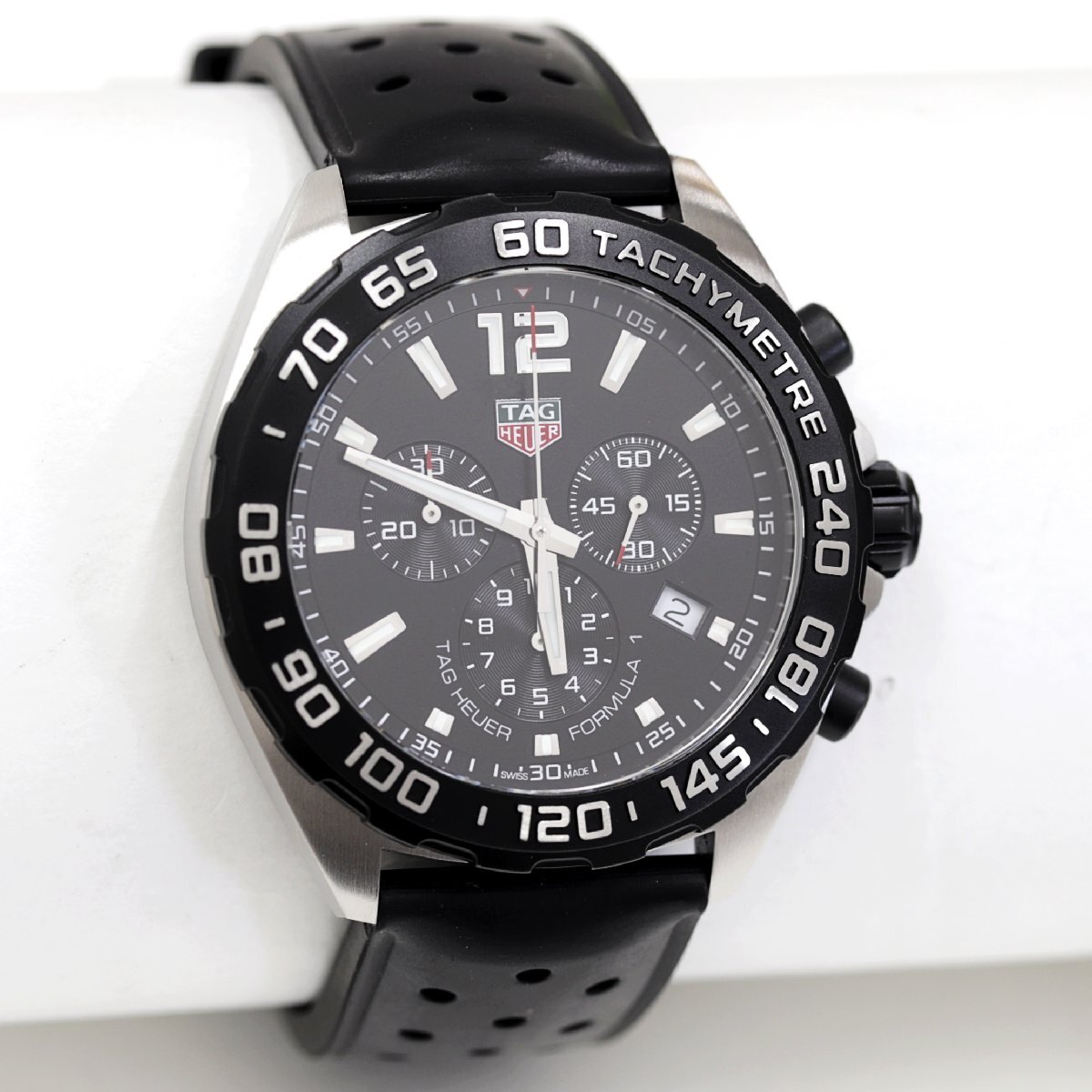 タグホイヤー　フォーミュラ1　CAZ1010　腕時計　クロノグラフ　クォーツ　メンズ_画像3
