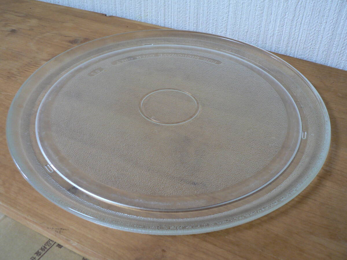 送料最安 230円 食器22-02：東芝電子レンジ用ガラス製ターンテーブル/耐熱皿 直径27.5cmの画像1