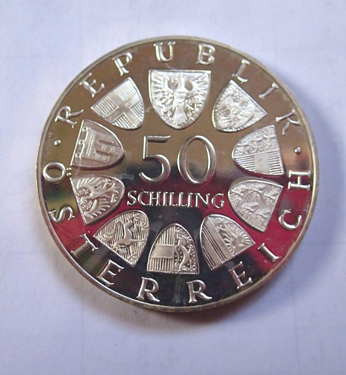 未使用.オーストリア.1974年.オーストリア放送記念50年.50シリング銀貨.重さ20.08g.直径3.3㎝.プルーフ.貨幣.アンティークコイン.シルバーの画像3