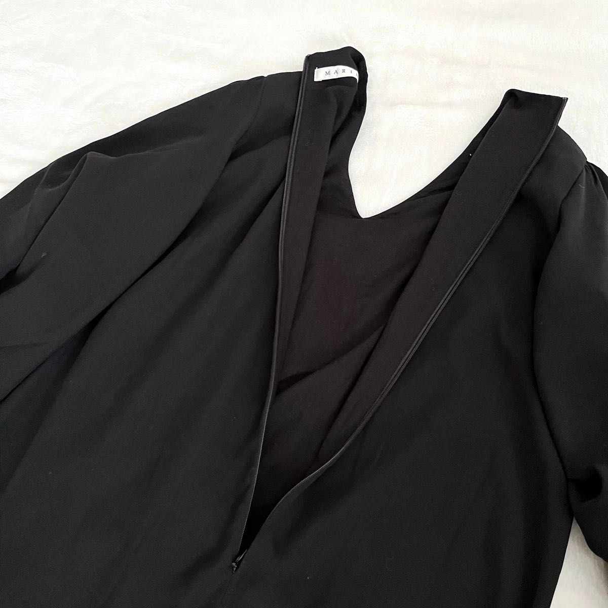 MARIHA 夜のドレス　ブラック　マリハ　ワンピース　ロング　黒　半袖　オケージョン　結婚式　フレアスリーブ　Vネック　36 S