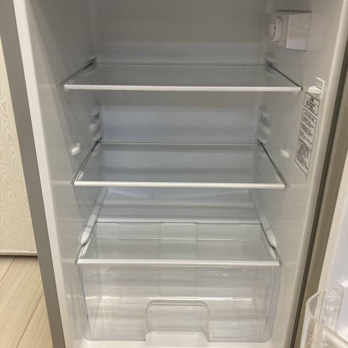 【福岡県飯塚市直取限定】Hisense 2019年製 2ドア 冷凍冷蔵庫 120L HR-B12AS サイズ481×510×1180mm_画像5