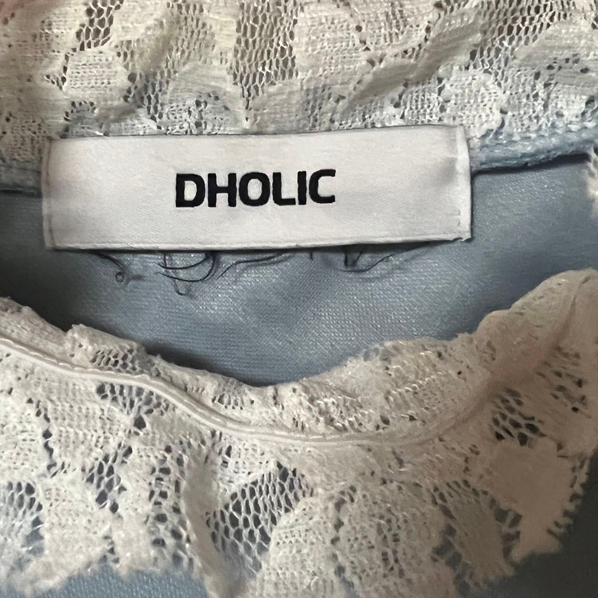 DHOLIC ディーホリック　トップス　水色　スカイブルー　フリル