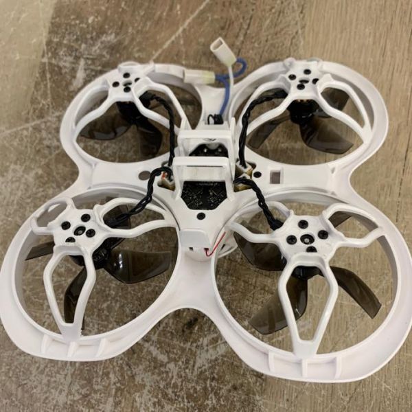 BETAFPV Cetus X FPVKIT ブラシレスドローン 本体 送信機 ゴーグル 等 空撮 ドローン mc01065731の画像3