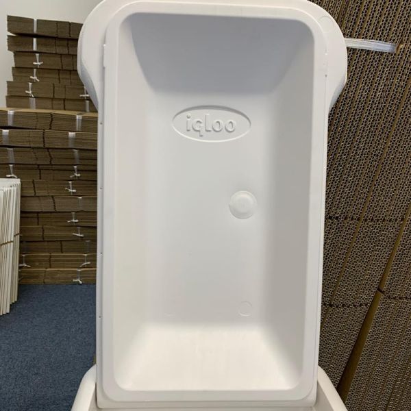 igloo イグルー MAXCOLD 38L マックスコールド クーラーボックス ハード ホイール付きクーラー アウトドア キャンプ BBQ mc01065632