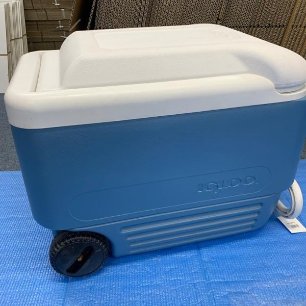 igloo イグルー MAXCOLD 38L マックスコールド クーラーボックス ハード ホイール付きクーラー アウトドア キャンプ BBQ mc01065632