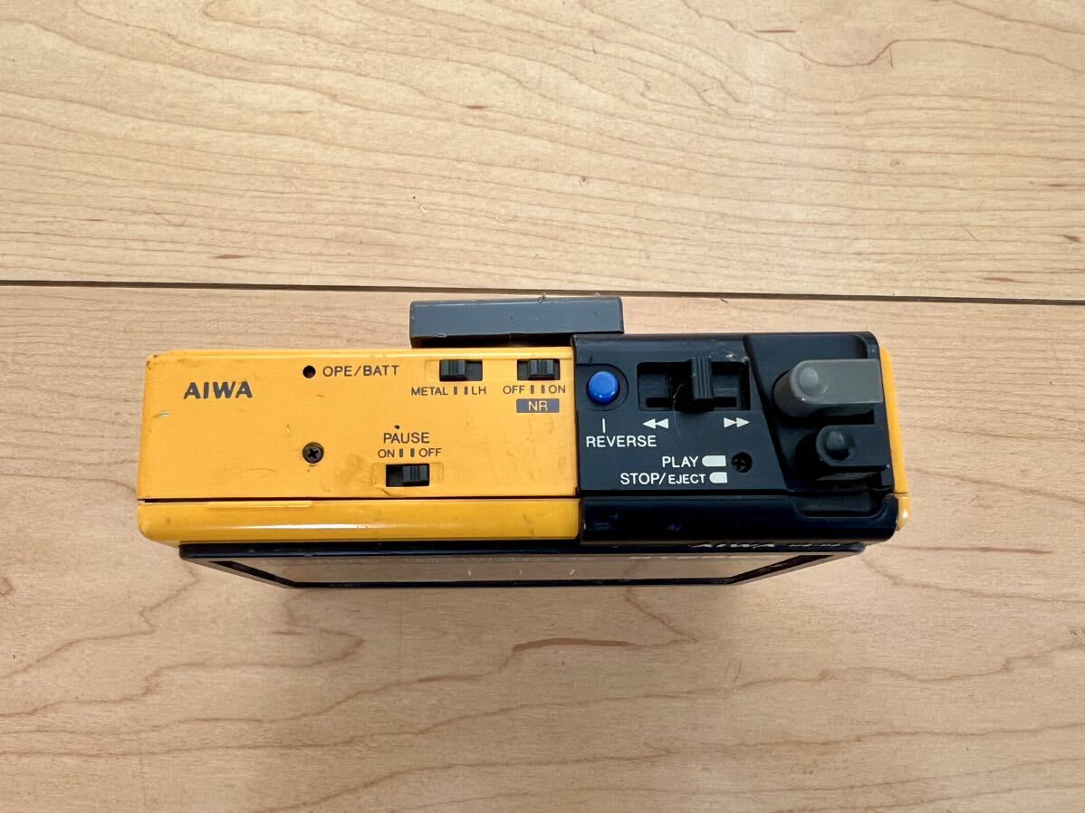 1 jpy start AIWA HS-P2 yellow Cassette Boy cassette Boy portable cassette player operation not yet verification 