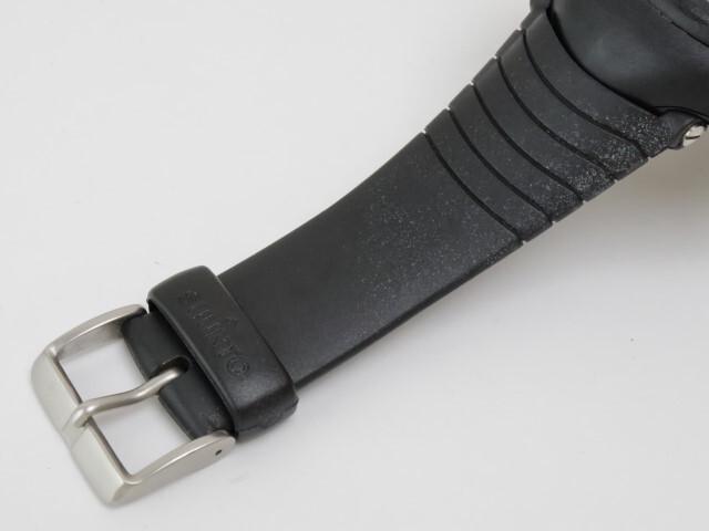 2404-555 スント クオーツ 腕時計 SUUNTO CR2032 モスキート ダイブコンピューター 黒ケース 純正ベルトの画像4