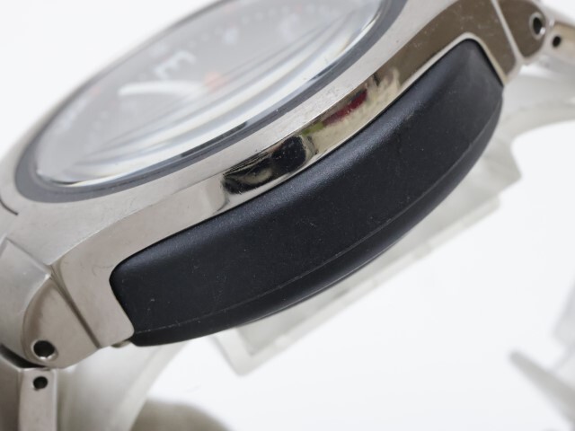 2404-557 トヨタ ソーラー 腕時計 W830-T010687Y 美品 スマートキー クラウン チタン シチズン製 黒文字盤 純正ブレスの画像3