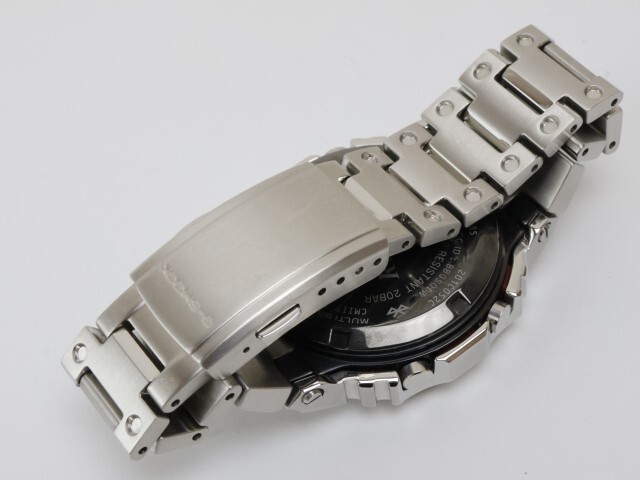 2404-591 カシオ 電波ソーラー 腕時計 美品 G-SHOCK GMW-B5000D-1JF フルメタル 5000シリーズ スマホリンク 純正ブレスの画像4