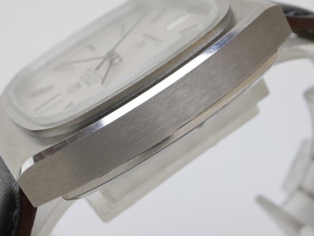 2404-617 オメガ 電磁テンプ式 腕時計 OMEGA コンステレーション エレクトロニック 縦型 バーインデックスの画像3