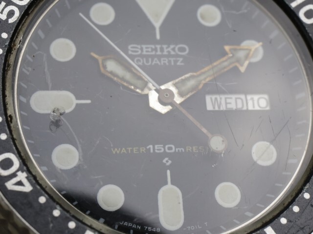 2404-624 セイコー クオーツ 腕時計 SEIKO 2A22 0310 クオーツダイバー 150m デイデイト 黒文字盤の画像8