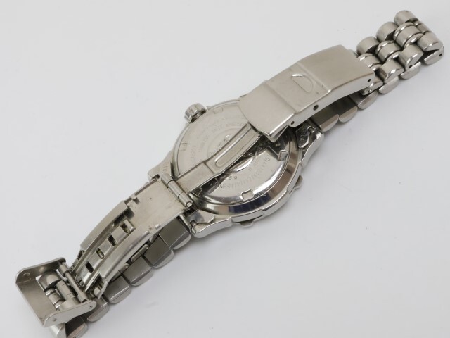 2404-642 セイコー クオーツ 腕時計 SEIKO 3E25 0A60 スキューバ 200m 日付 クリーム文字盤 純正ブレスの画像5