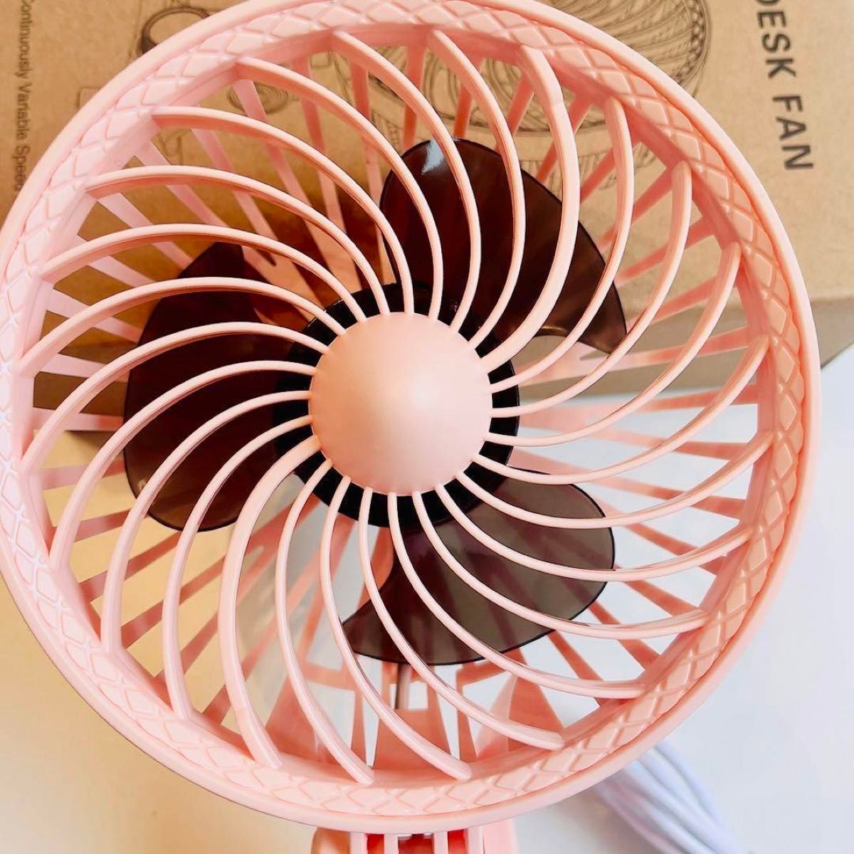 USB DESK FAN pink おしゃれ　夏改革 充電　扇風機