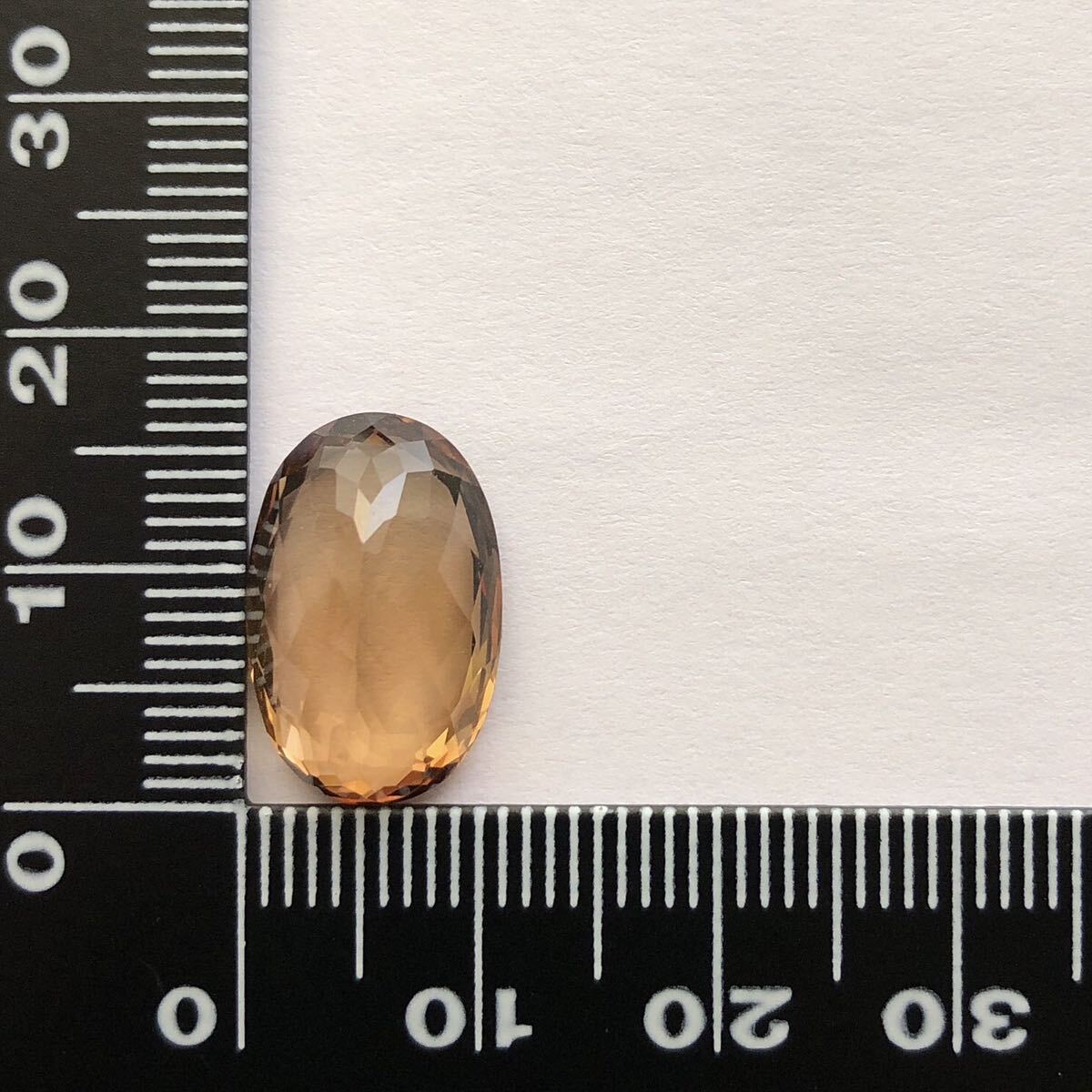 ハイクオリティ 天然トパーズ シャンパンカラー 大粒 10.752ct ブラジル産 ルース 宝石 天然石 裸石 ソーティング付き 1円〜の画像10