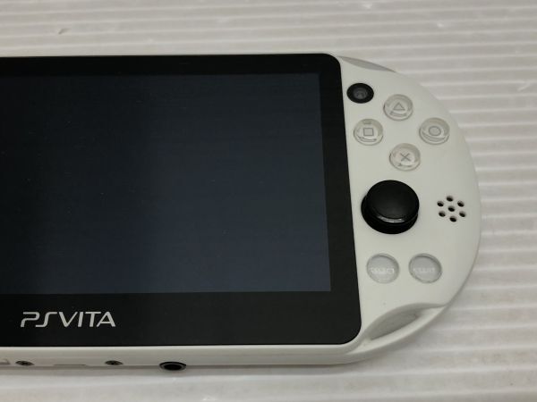 N63-240421-35 PSVita PCH-2000 ホワイト 本体のみ 【中古品】_画像3