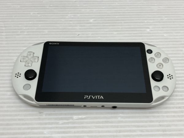 N63-240421-35 PSVita PCH-2000 ホワイト 本体のみ 【中古品】_画像1