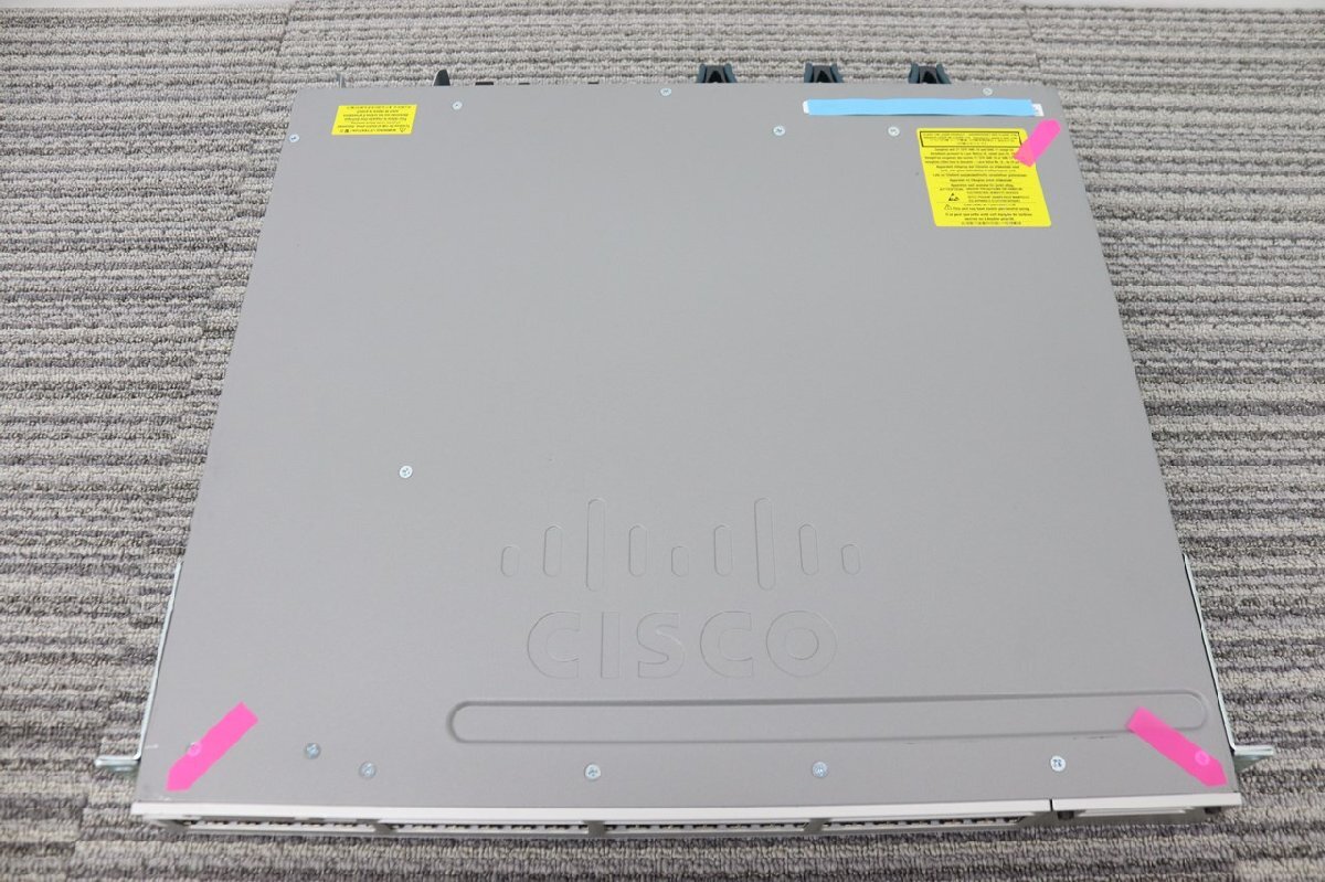 0[ switching hub ]CISCO / WS-C3850-48T-S V07 / the first period . settled / electrification OK