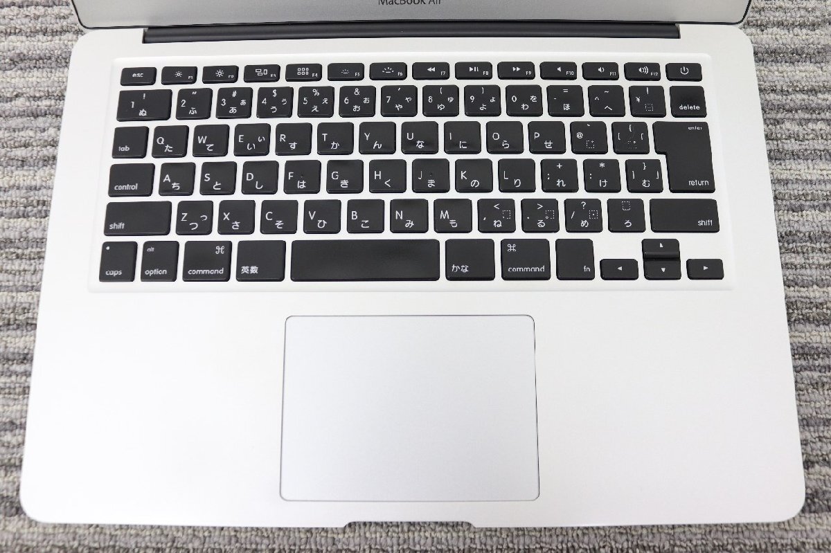 N【2012年！i5】Apple/MacBookAirA1466(13-inch,Mid 2012)/CPU：core i5-1.8GHz/メモリ：4GB/SSD：128GB_画像3