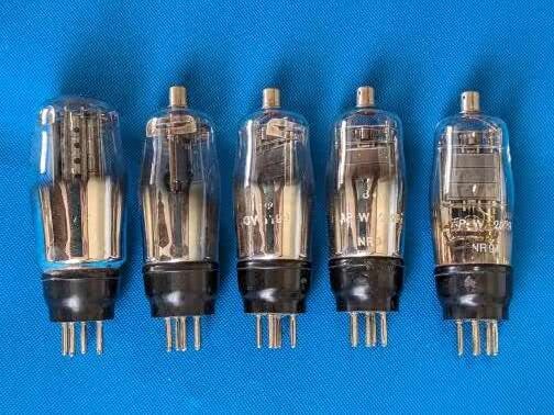 AC/P4 UU5 中古 5本一組