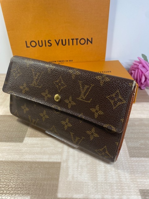 GW割引中！LOUIS VUITTON/ルイヴィトン モノグラム　ポルトフォイユ 三つ折り　長財布　ウォレット　M61215　中古　送料無料　匿名発送_画像3