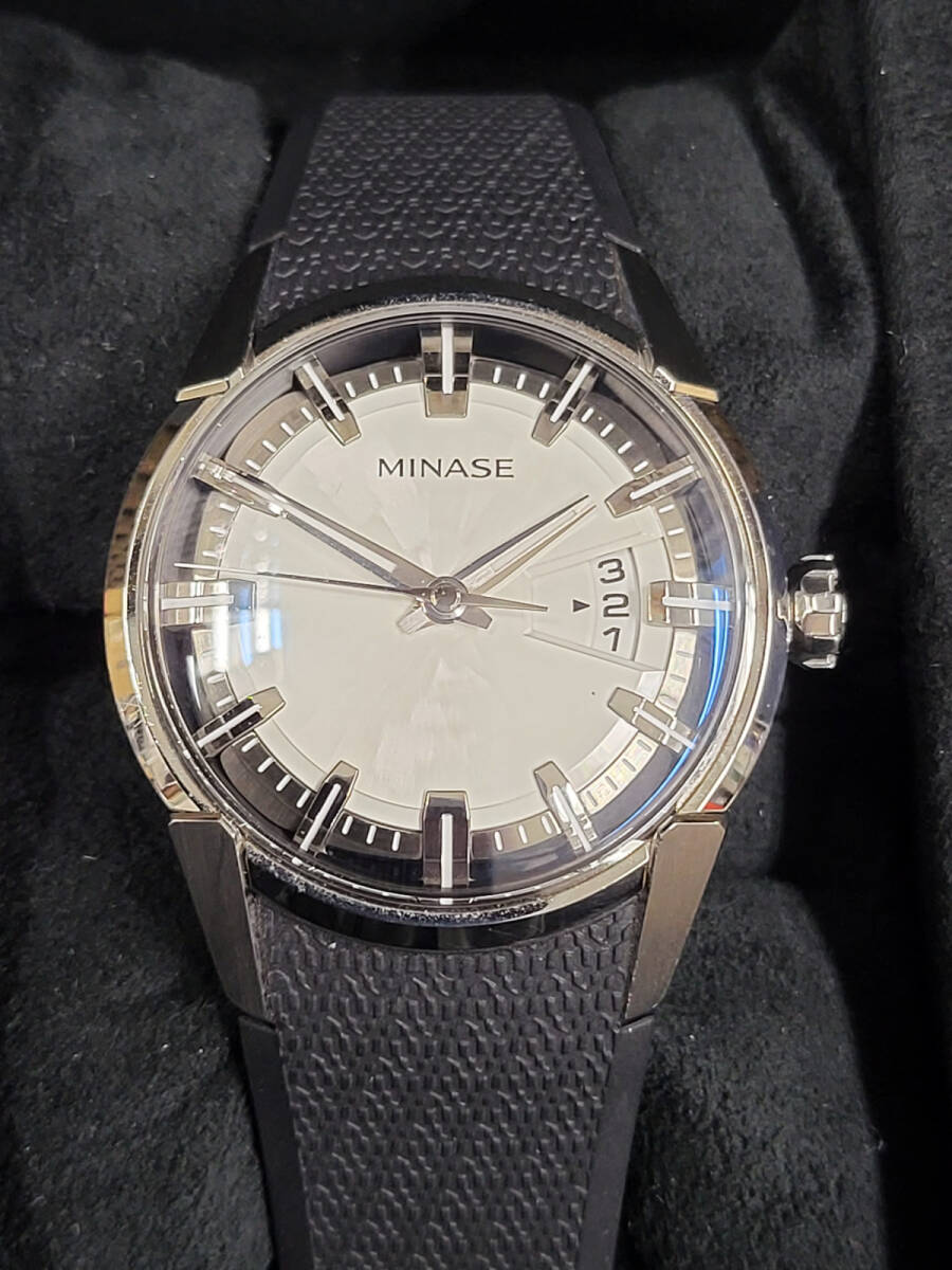 MINASE ミナセ DIVIDO　ディヴァイド　VM04-R02SD　腕時計　中古品　エ_画像1