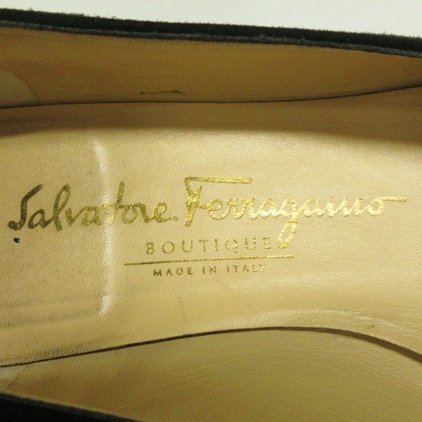 サルバトーレフェラガモ SalvatoreFerragamo パンプス 8 1/2 B - スエード×エナメル（レザー）×レザー 黒 レディース 靴_画像5