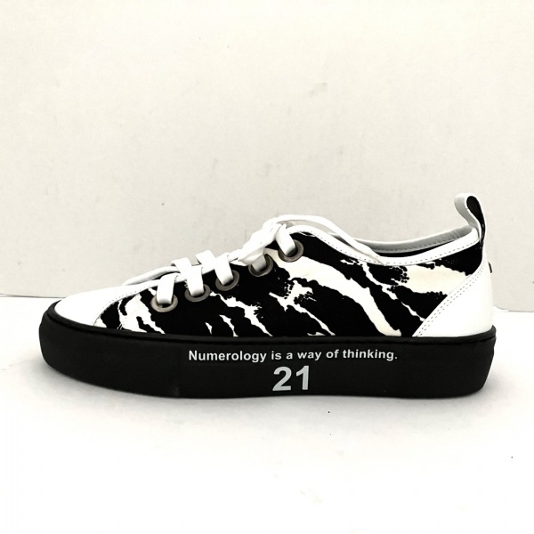 ヌメロ ヴェントゥーノ N゜21 スニーカー 38 - キャンバス×レザー アイボリー×黒×白 レディース 美品 靴の画像1