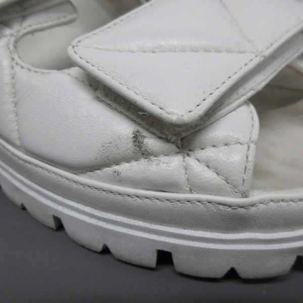 プラダ PRADA サンダル 36 - ナッパレザー 白 レディース キルティング 靴