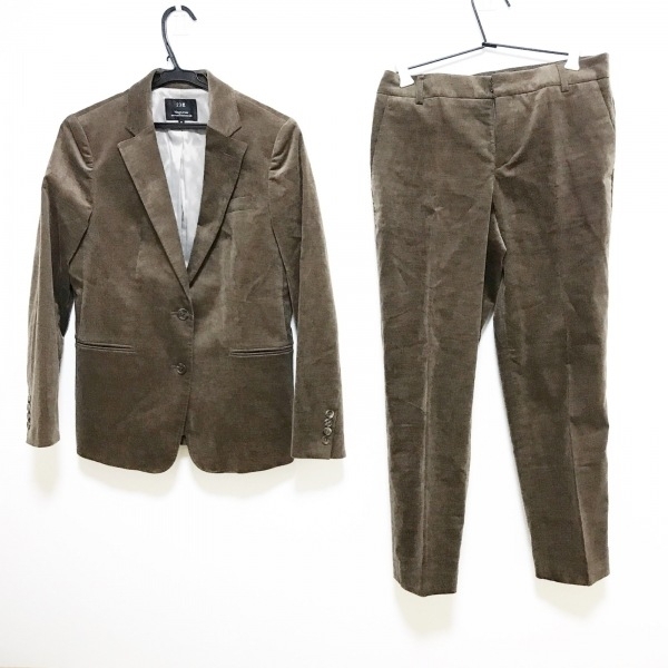 Yahoo!オークション - ニジュウサンク 23区 レディースパンツスーツ Yahoo!オークション - ニジュウサンク 23区 レディースパンツスーツ