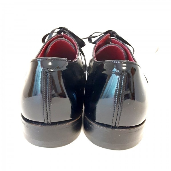 トリッカーズ Tricker's シューズ 7.5 - エナメル（レザー） 黒 メンズ アウトソール張替済 美品 靴の画像3
