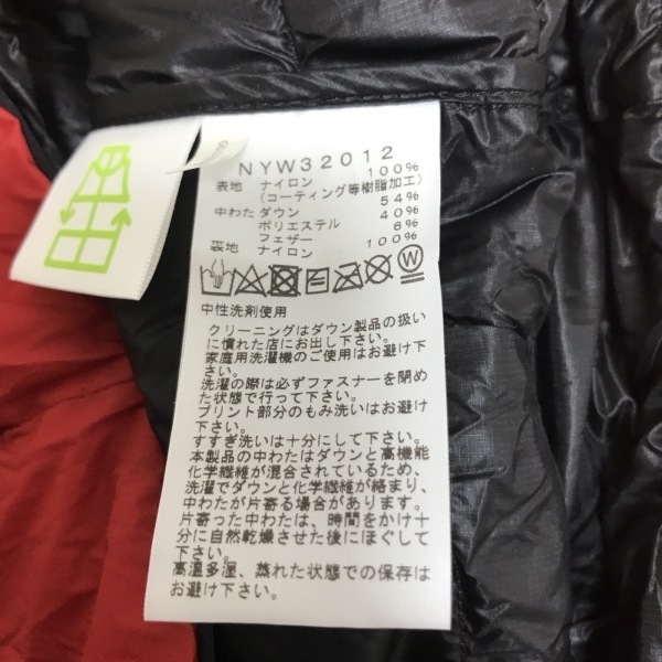 ノースフェイス THE NORTH FACE ダウンジャケット サイズM - レッド レディース 長袖/冬 美品 ジャケット_画像4