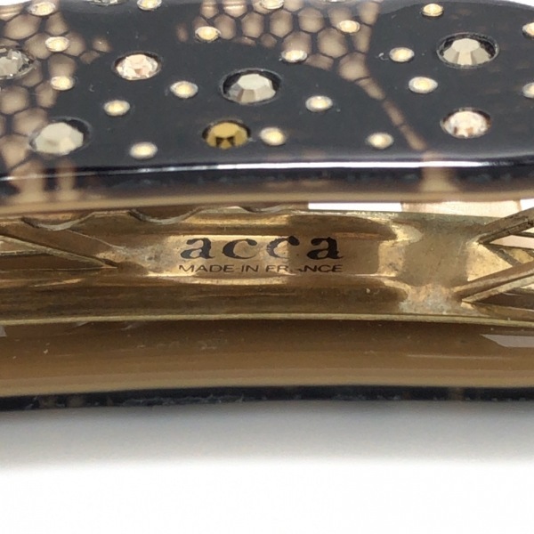 アッカ acca バレッタ - プラスチック×金属素材 黒×ベージュ ラインストーン アクセサリー（他）の画像3