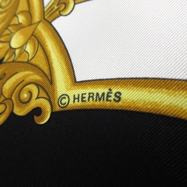 エルメス HERMES カレ90 アイボリー×黒×マルチ LES CHEVAUX DES MOGHOLS 美品 スカーフ_画像2