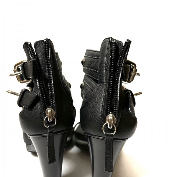  Giuseppe Zanotti giuseppe zanotti ботинки 37 - кожа чёрный × прозрачный × мульти- женский обувь 