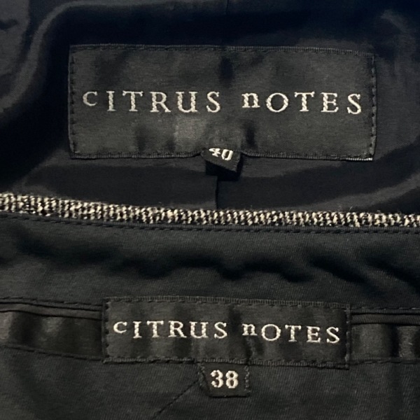  Citrus Notes CITRUS NOTES женский брючный костюм - серый × чёрный × белый женский ламе / плечо накладка /pi-k гонг peru женский костюм 