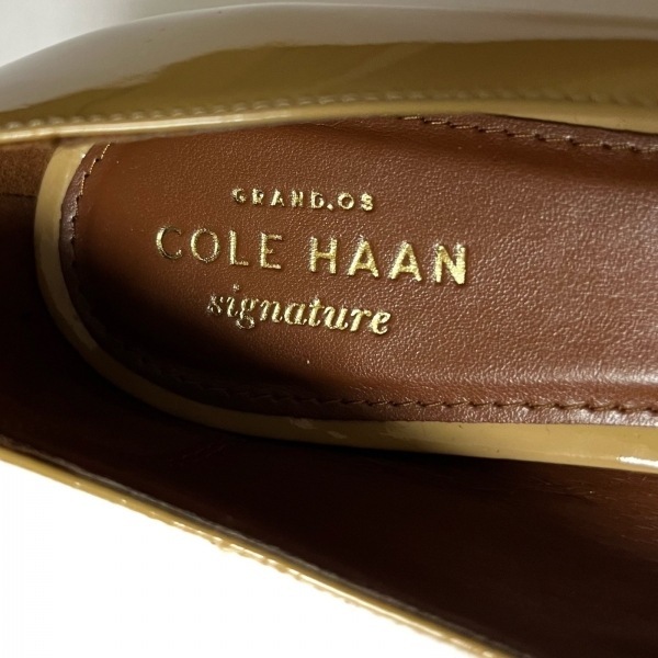 コールハーン COLE HAAN パンプス 6B - エナメル（レザー） ライトブラウン レディース 靴_画像5