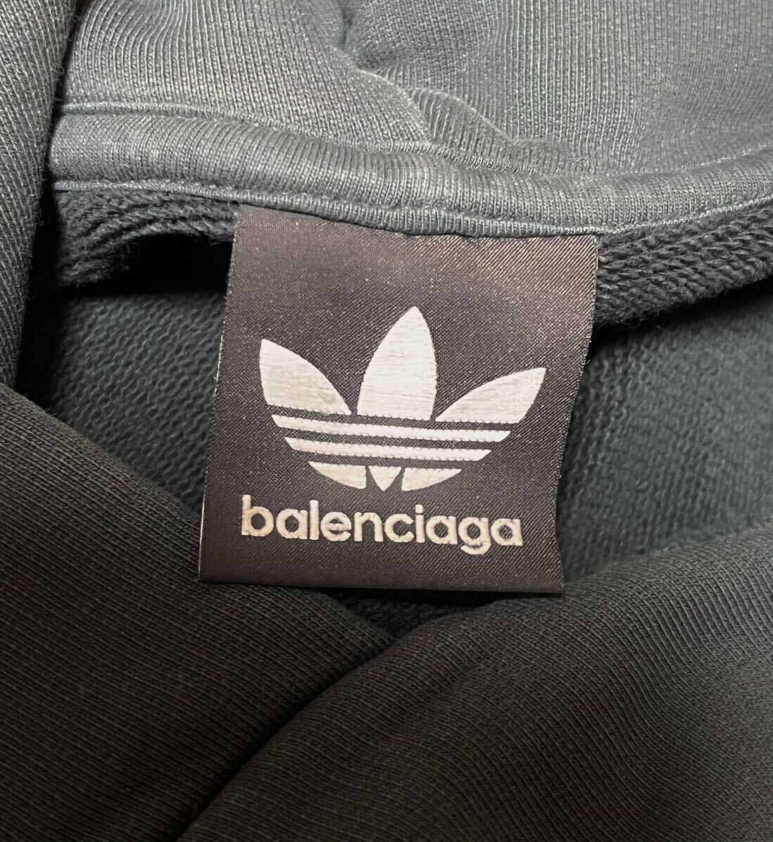 【END購入 納品書有】 balenciaga × adidas large cypress hoodie L / バレンシアガ supreme アディダス fear of god athleticsの画像6