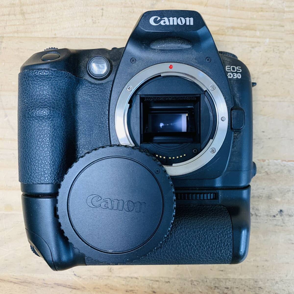 1P37289-60 現状品 Canon キャノン EOS D30の画像1