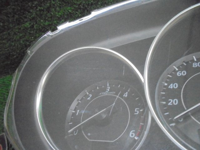 9EQ1116BD4) Mazda Atenza Wagon GJ2FW оригинальный спидометр panel 