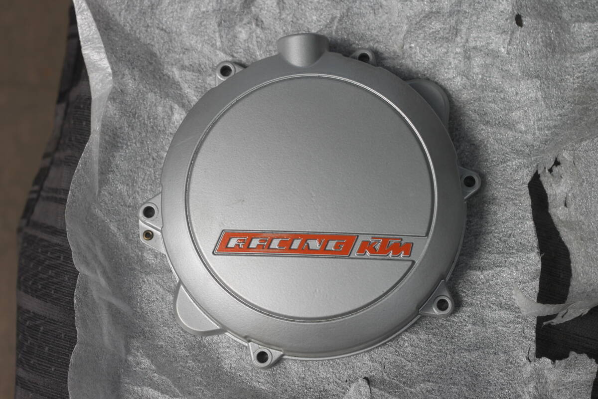 KTM 250 SX 2004 クラッチカバー 新品未使用品 純正品番55130026000 #パワーパーツ ＃POWER PARTS #モトクロス #エンデューロの画像1