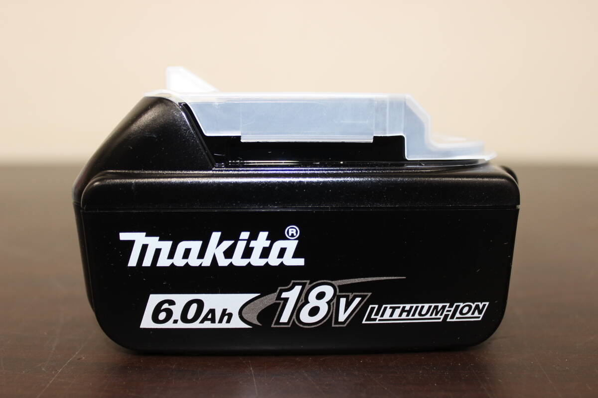 未使用 makita マキタ バッテリー BL1860B 18V6.0Ah 電池残量計付 同梱不可品 1円スタートの画像3