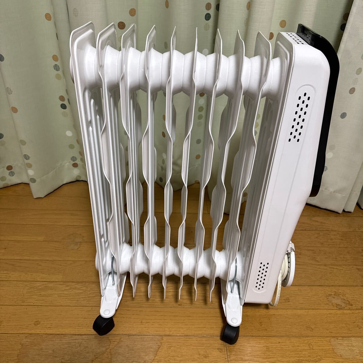 Electrolux オイルヒーター 1200W EO12D101C0 コンフォートヒート 700_画像1