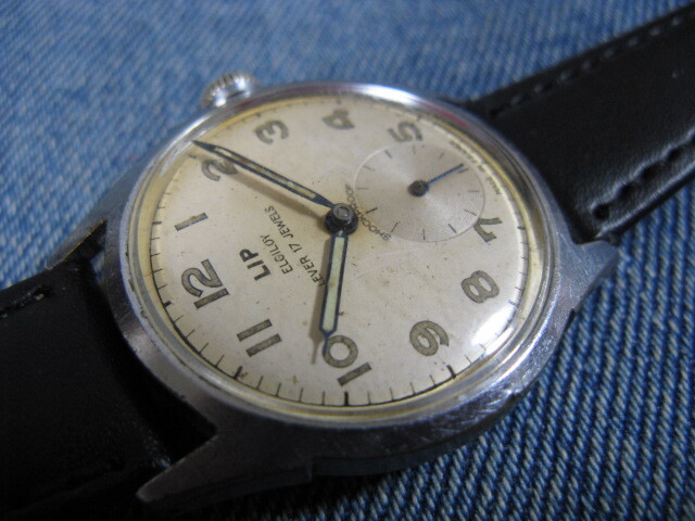 1950年代 LIP リップ ミリタリー MADE IN FRANCE フランス製アンティーク手巻腕時計 稼働品 注油済みの画像4