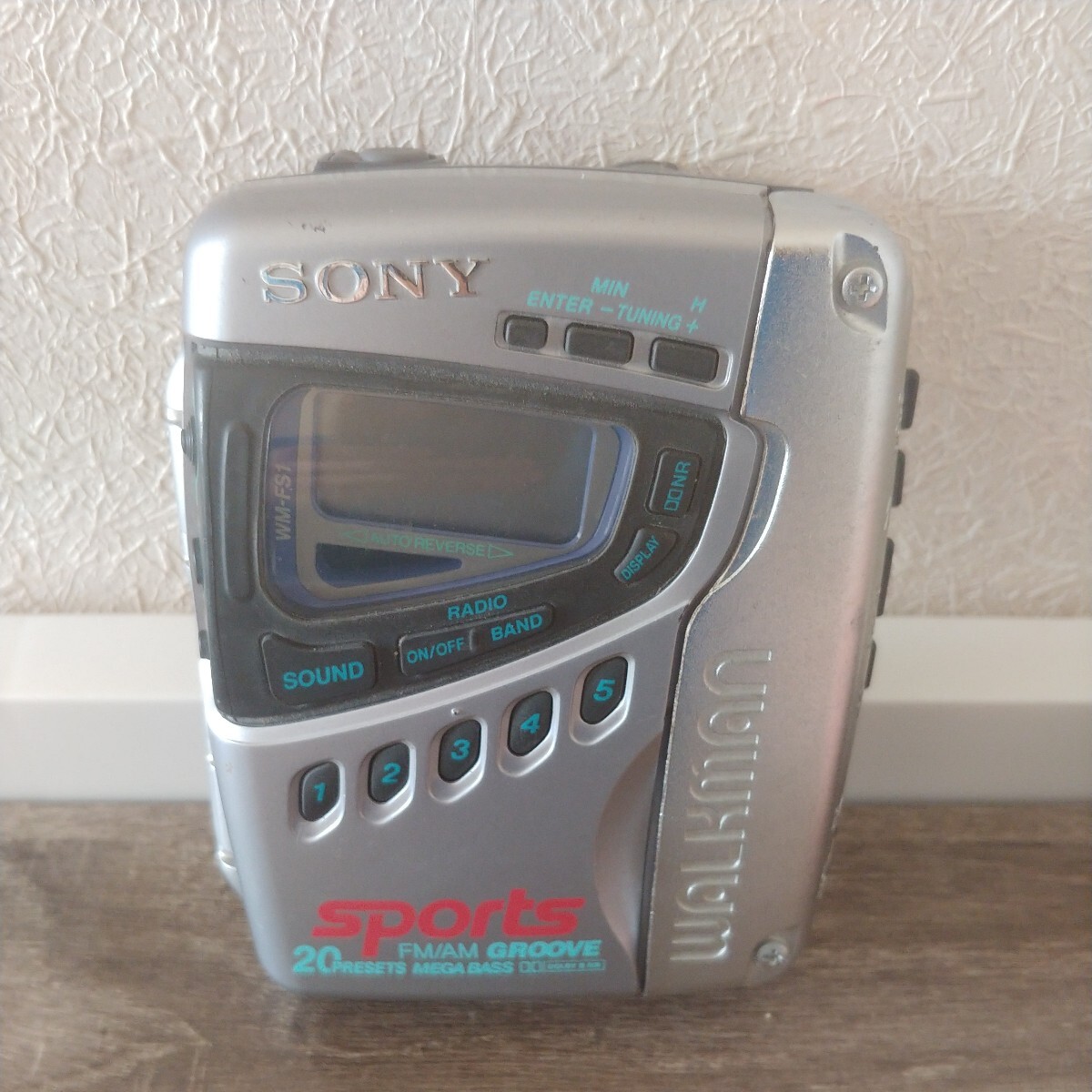 SONY WM-FS1 WALKMAN Sports[ Sony ][ Walkman ][ спорт ][ портативный кассетная магнитола ]