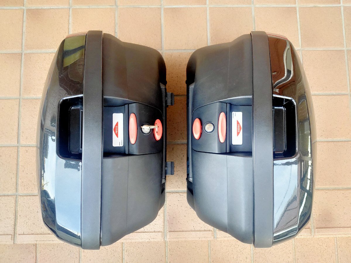 ▼ GIVI V35 ▲ ジビ パニアケース です！35L カワサキ車に！● ブラック♪の画像7