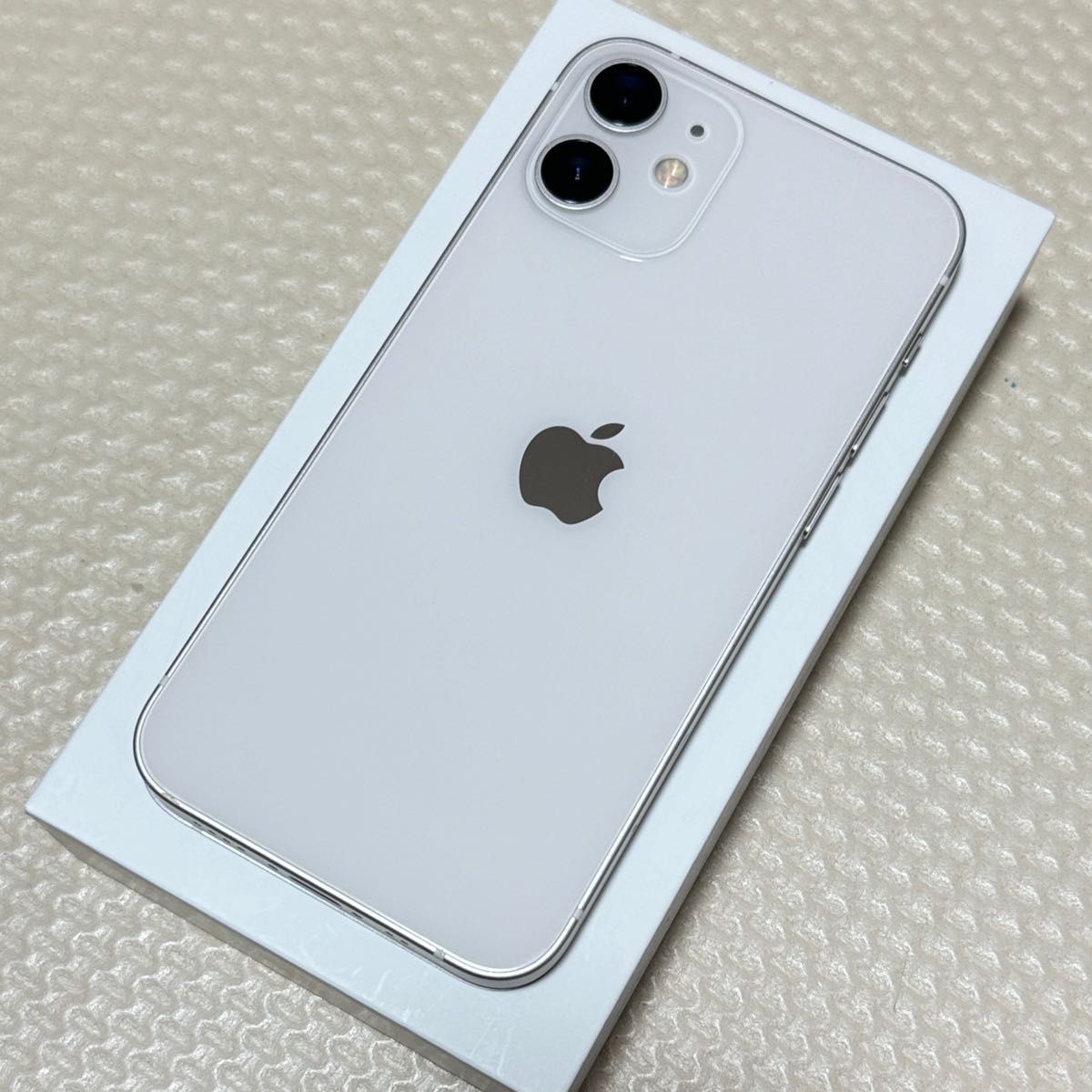 極美品！ iPhone12mini 256GB SIMフリー 本体 スターライト ホワイト系