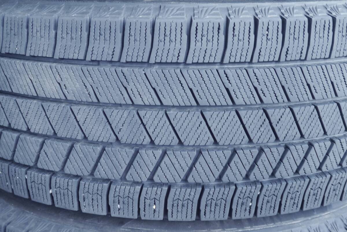 23年製/22年製 ブリヂストン BRIDGESTONE スタッドレスタイヤ BLIZZAK ブリザック VRX3 205/60R16 96Q XL +アルミホイール 4本セット_画像2