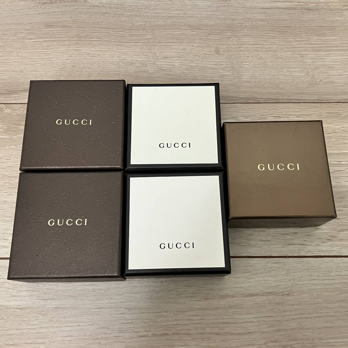 付属品セット【５点まとめ】グッチ　グッチ　GUCCI　ＧＵＣＣＩ　箱・保存袋・カードセット_画像2