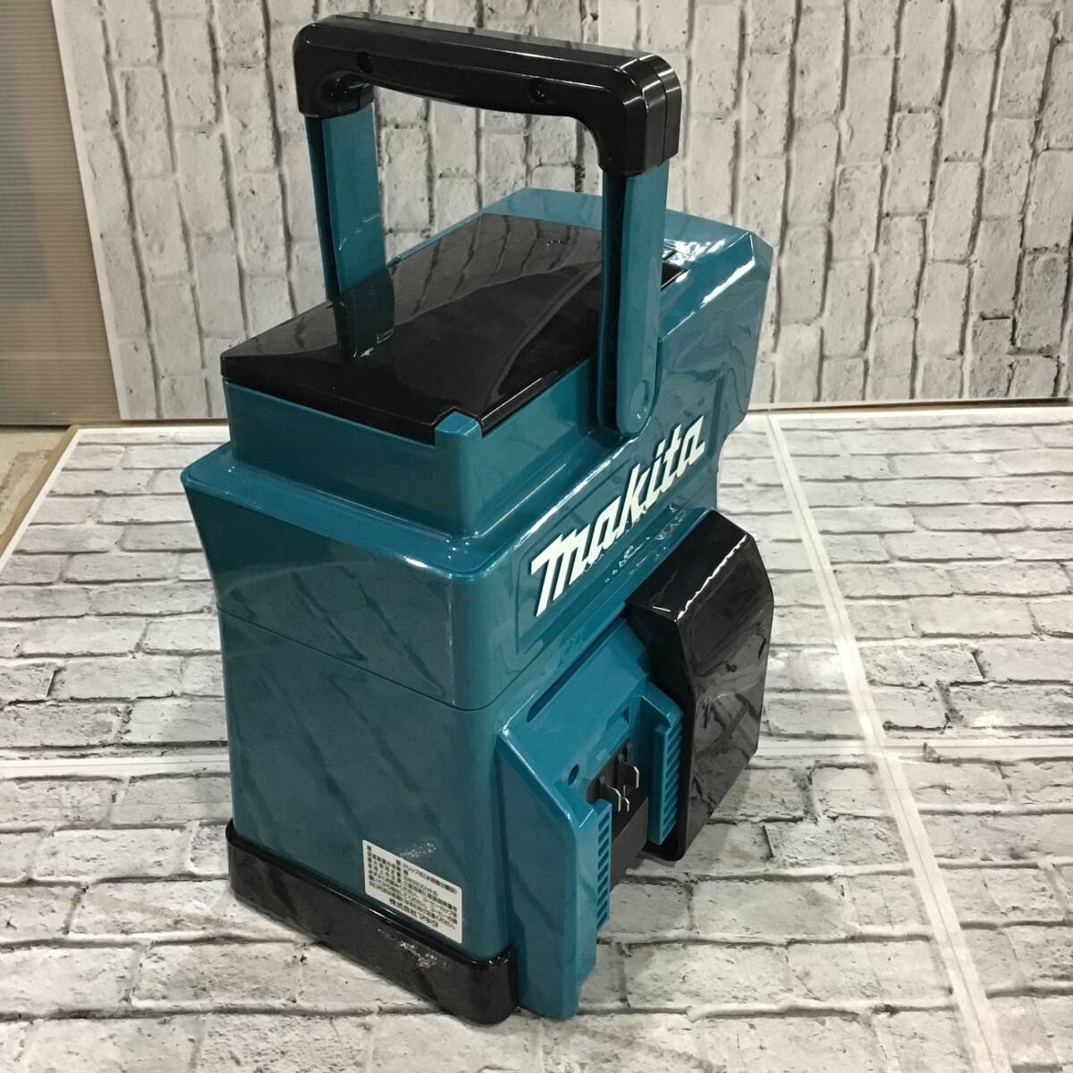 【未使用品】☆マキタ(makita) コードレスコーヒーメーカー CM501DZの画像3