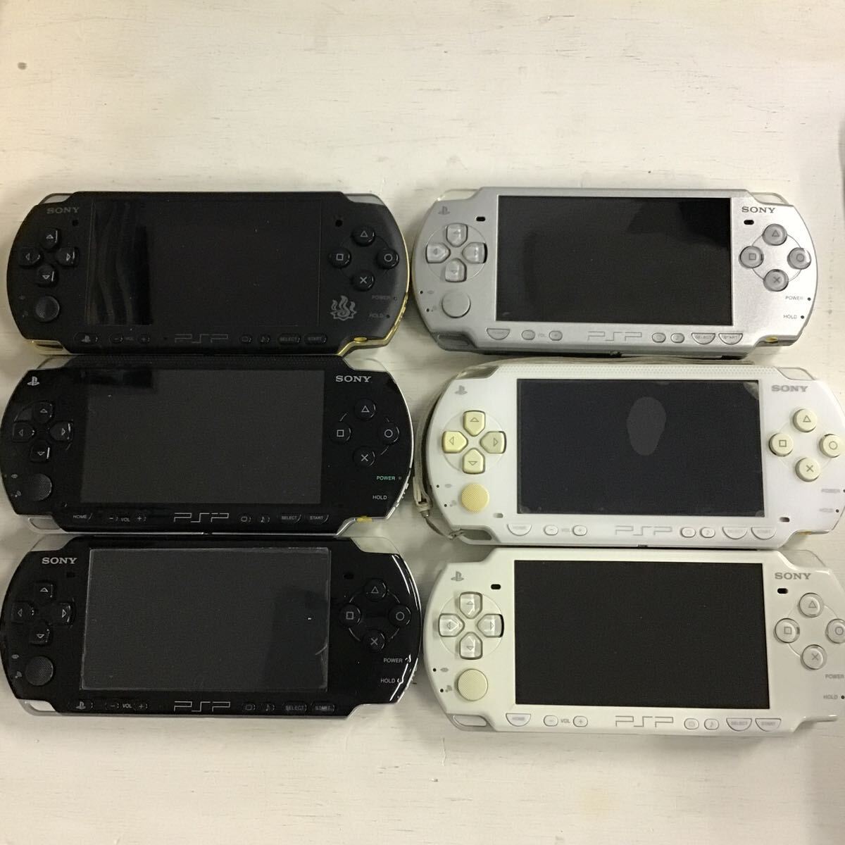 24 【ジャンク】SONY PSP プレイステーション ポータブル ゲー厶機 ジャンクまとめ (60)_画像1